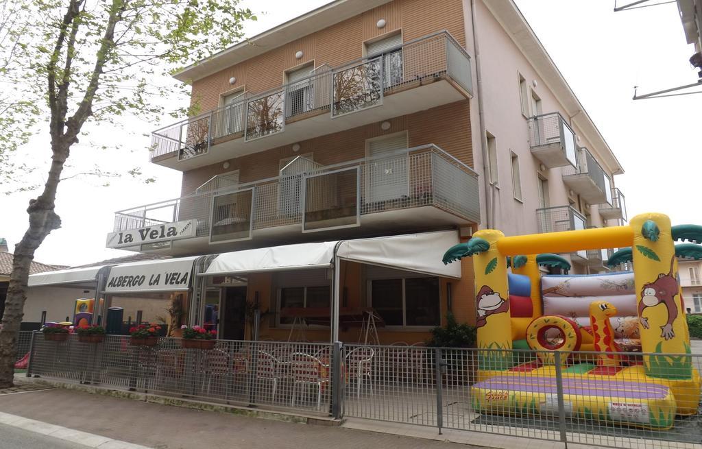 בלריה-איגאה מרינה Hotel La Vela מראה חיצוני תמונה